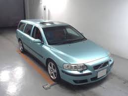 Your volvo will send a subtle vibration through the steering wheel and help steer you back to centre if you unintentionally start to drift out of your lane. Autoworld Japan On Twitter Volvo V70 2003 For Sale 2003 Green 2500cc Sb5254aw 73000km Driven Please Contact For Further Details Call Or Whatsapp 81 8080348390 Autoworldjapan Car Carlife Sportcar Usedcarsale Volvov70 Volvocar Volvocarclub