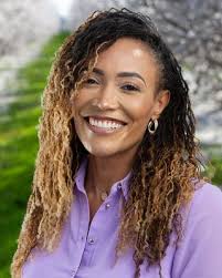 Constance Leger's Instagram, Twitter & Facebook