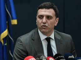 Είναι ανόητο να είσαι τσιγκούνης σε προχωρημένη ηλικία. B Kikilias Sta 36 Xronia H Mesh Hlikia Oswn Exoyn Noshsei Apo Koronoio Ton Aygoysto Alfavita