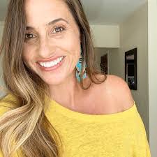 Darryl Carmichael's Instagram, Twitter & Facebook