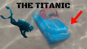 unsinkable ship toy titanic boat