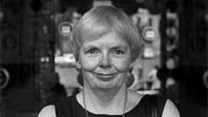 Carol Shields, escritora canadiense y premio Pulitzer