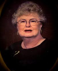 Edwina Engel's Instagram, Twitter & Facebook