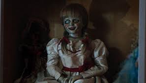 Un cast notevole al servizio di un film che cattura e non molla la presa. New Line Moving Forward With Annabelle 2 411mania