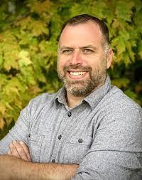 Jake Maggard's Instagram, Twitter & Facebook