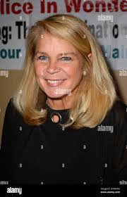 Kristine Debell's Instagram, Twitter & Facebook