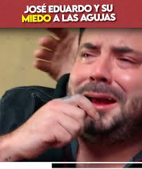 No pues... Mi hermano sí tiene un traumita con las agujas  🧑🏻‍⚕️💉💉#vadhirderbez #amazon #paardeideotas #joseeduardo