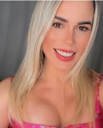 Influenciadora digital é encontrada morta em condomínio de luxo