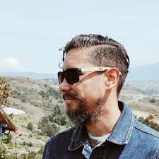 Camilo Moreno (@camix01)