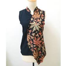 Desain yang bervariasi sehingga dapat digunakan berbagai kalangan. Jual Atasan Batik Asimetris Tanpa Lengan Kota Surabaya Seline Shoppe Tokopedia