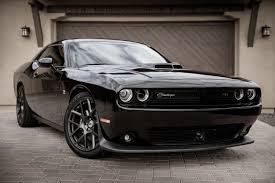 The dodge challenger is the name of three different generations of automobiles (two of those being pony cars) produced by american automobile manufacturer dodge. Kostenloses Foto Zum Thema Dodge Challenger Hemi Hemi 392