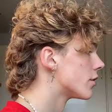 Pin af anthony engle på hair styles