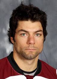 Player photos for the 2008-09 Hershey Bears at hockeydb.com