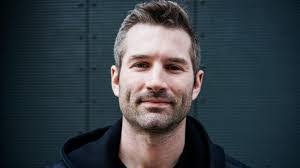 Donald Eley's Instagram, Twitter & Facebook