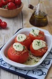 Lo sconfinato universo della merenda in dieci preziosissimi consigli targati ricette calorie, se cercate qualcosa da spulciare al volo, qui c'è pane per i vostri denti. Pomodori Ripieni Di Riso Al Forno Alla Romana Con Poche Calorie Cibo Che Passione
