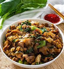 Pad See Ew Recipe Sidechef Recipe Savory Dinner Thai Street Food Rice Noodle Recipes
