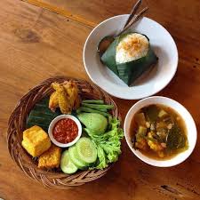 Pilihan resep sarapan pagi ini praktis dibuat meski waktumu terbatas. 18 Makanan Khas Jawa Barat Yang Paling Terkenal Wajib Dicicipi Dan Dibawa Pulang Hot Liputan6 Com