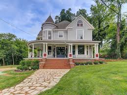 Other communities boast collections of gothic revival or italianate homes. 1903 Victorian In Knoxville Tennessee Captivating Houses