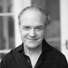 Amazon.com: Full Beaver Moon: 9780998674056: Skinner, Peter: Books