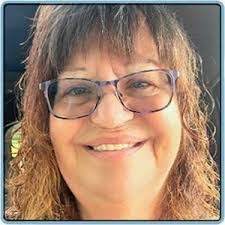 Donna Piazza's Instagram, Twitter & Facebook