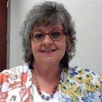 Melissa Hinkle's Instagram, Twitter & Facebook