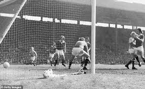 His career as a football player began at second division huddersfield town in 1956. Man United Legend Denis Law On A Harrowing Year His Stellar Career And The Horror Of Dementia Daily Mail Online