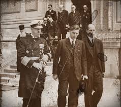 Monarhul a fost cunoscut pentru aventurile sale romantice. Carol Al Ii Lea Si Arma Puterii Sale TrÄƒdarea Ziarul NaÅ£iunea