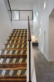 A Mighty Oak Tree Frames This Family Home In Austin House Design Modern Staircase Modern Tree House