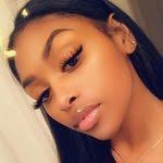 Janisha Davis's Instagram, Twitter & Facebook