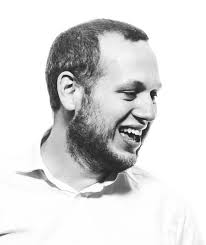 Are the character boards in the Deluxe base game of The City of Kings  supposed to be thicker and foldable?