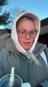 Vlogs are so fun 😩😩😩 #vlog #starbucks #gymtok #savethedate #amazonh...