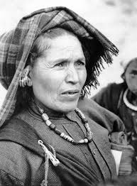 Face Gaura Devi 1925 91 Who Began The Chipko Movement In India By Hugging A Tree To Protect It From Loggers And Thus Preserve The Traditional Inditex Propios