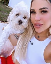 Donna Ferrer's Instagram, Twitter & Facebook