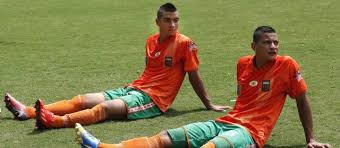 Cristian chicho arango, delantero de millonarios habló en el alargue de caracol radio sobre su regreso al equipo bogotano tras su paso por el tondela de portugal, deportivo aves y tondela. Chicho Y Alexis Los Chicos Del Envigado