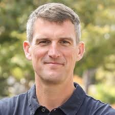 Understanding and Winning Over The Holiday Consumer