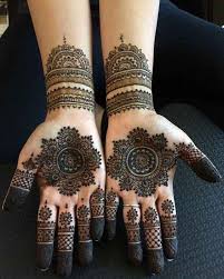 Rounded Mehndi Designs On Palms And Front Hands Round Mehndi Design Latest Mehndi Designs New Bridal Mehndi Designs