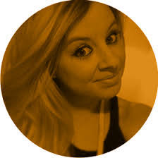 Katie Pollitt's Instagram, Twitter & Facebook