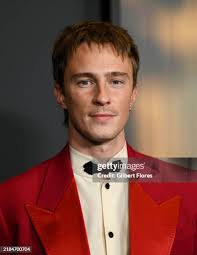 2,482 Ray Drew Stock Photos, High-Res Pictures, and Images