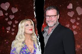 Tori spelling | mommy of 5❤️, actress, beauty maven , author, producer, crafter, designer. Was Tori Spelling Dean Mcdermott S Love Doomed From The Start