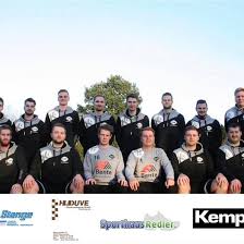 Krzysztof damian nowak, né le 27 septembre 1975 et mort le 26 mai 2005 à wolfsbourg, était un footballeur polonais des années 1990. 1 Manner Sc Gut Heil Neumunster Handball Videos Facebook