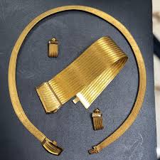 Altin Ankara Bileklik Bilezik Cartier Damat Dugun Gelin Gold Hasir Hediye Istanbul Izmir Jewellery Jewelry Jewelrydesign Jewels K Jewelry Bags