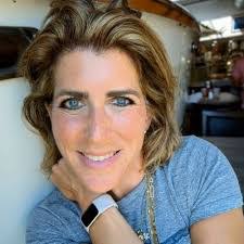 Molly Mahan's Instagram, Twitter & Facebook