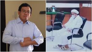Saat itu habib rizieq ditetapkan tersangka oleh polda metro jaya, kemudian dihentikan atau sp3. Smk9hzllifrtvm