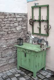 Garten Hof Und Terrasse Dekorationsideen Im Shabby Chic Homify Shabby Chic Dekor Schabby Schick Pflanztisch
