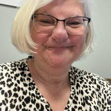 Is George's Food Bar in Comox Valley still open?