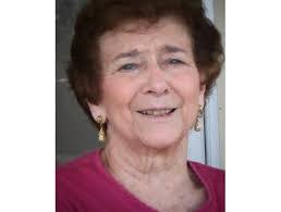 Paula Lofton's Instagram, Twitter & Facebook