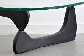 But the noguchi table rings a bell with pretty much everyone. Noguchi Coffee Table Herman Miller Lausanne Schweiz