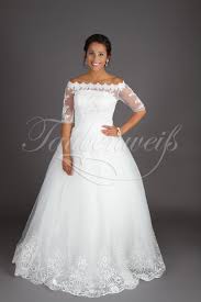 Das brautkleid stellt für die meisten damen eines der wichtigsten kleidungsstücke in ihrem leben dar. Brautkleid Tw0188b Mit Tollem U Bootausschnitt