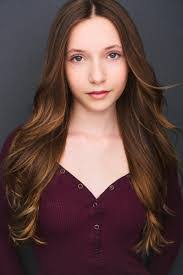 Emma Pearson's Instagram, Twitter & Facebook