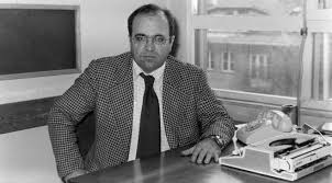 Babasının adı süreyya, annesinin adı emine necla'dır. Ugur Mumcu Suikastinin 26 Yil Donumu Super Gazete
